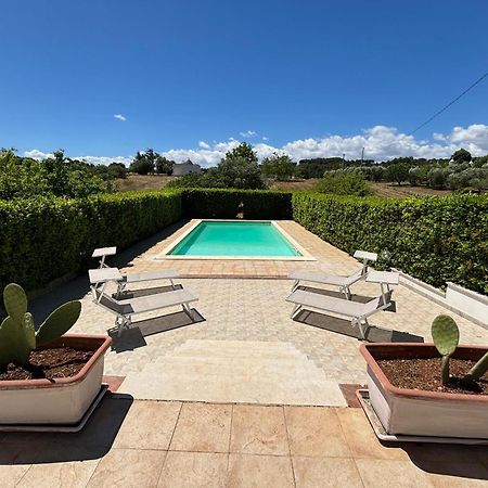 Trulli And Pool - I Cactus Villa Martina Franca Exterior photo