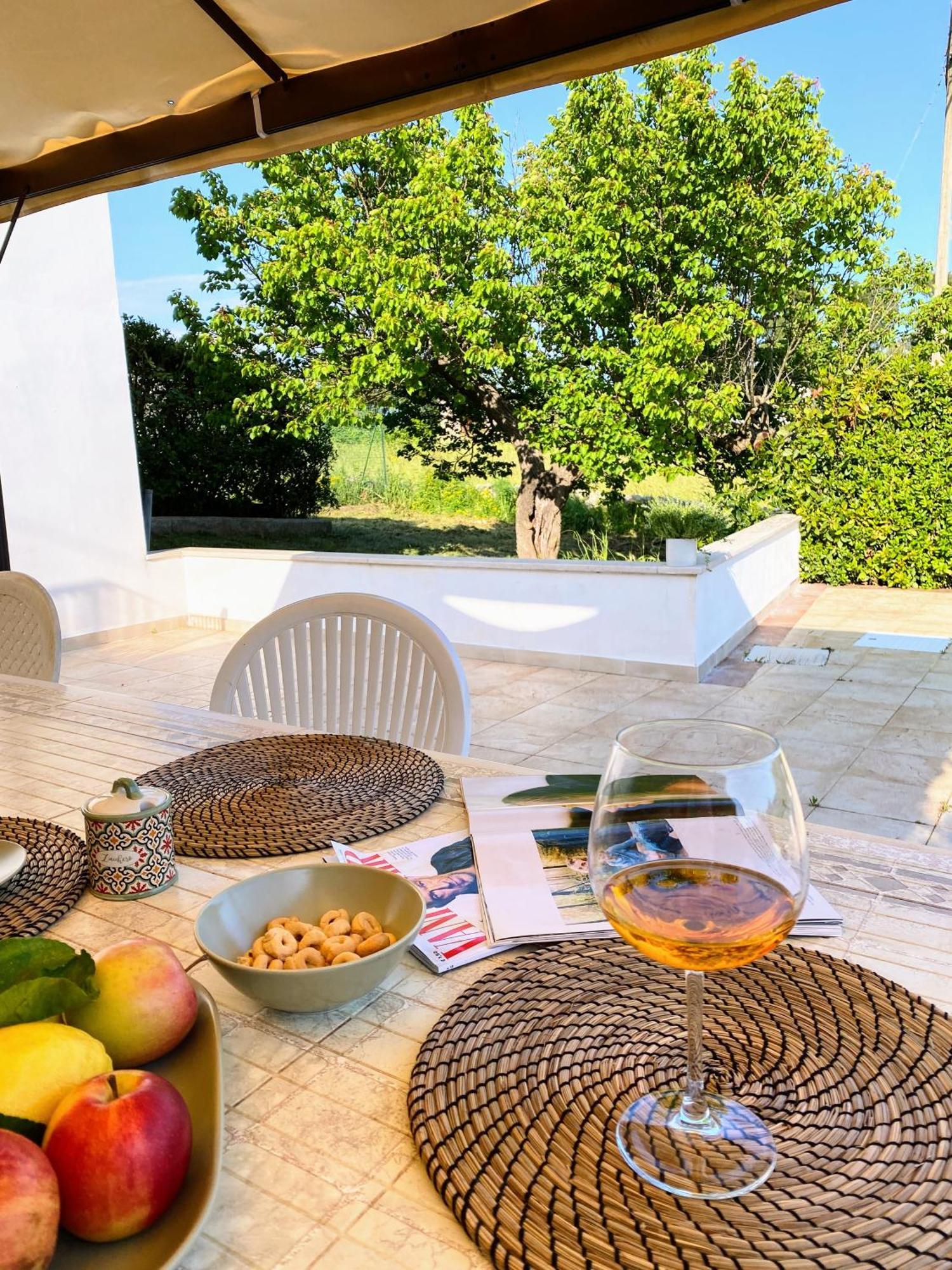 Trulli And Pool - I Cactus Villa Martina Franca Exterior photo